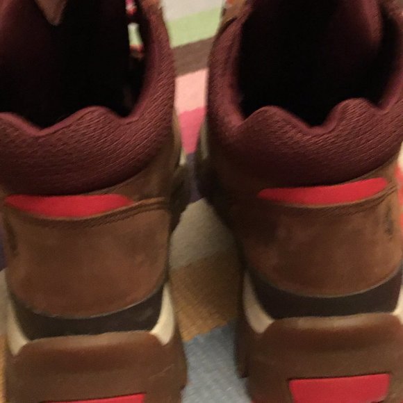 Timberland Women’s Jenness Falls Waterproof Hiker Boots In Brown - Picture 3 of 7